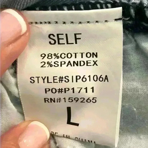 Altar'd State Tennley Flare Raw Hem Bell Bottom Jeans Womens size L - Picture 3 of 7